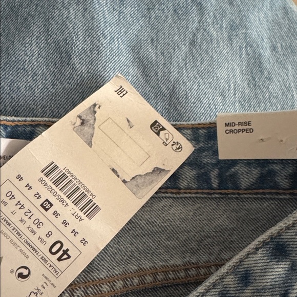 NWT ZARA Mid Rise Cropped Straight Leg Light Blue Denim Jeans 8 Relaxed Fit Crop - Picture 10 of 11